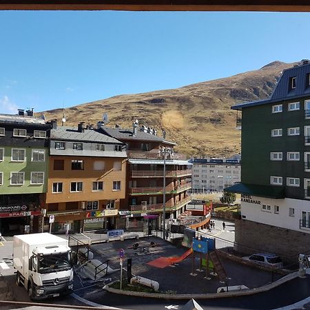 Apartamentos Grifovacances Nevada Pas De La Casa Luaran gambar
