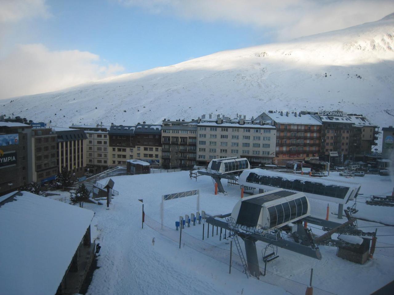 Apartamentos Grifovacances Nevada Pas De La Casa Luaran gambar